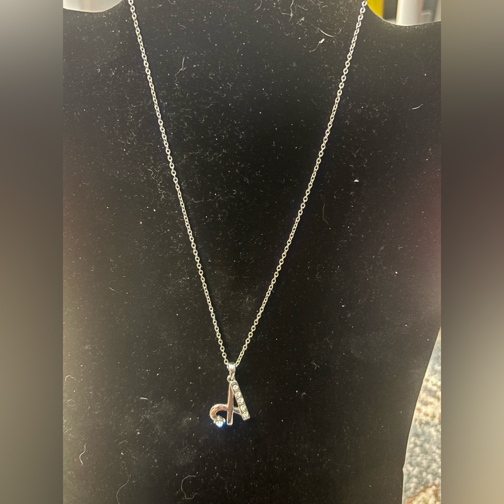 Costume Initial “A” Silver tone Pendant Necklace Preloved great condition